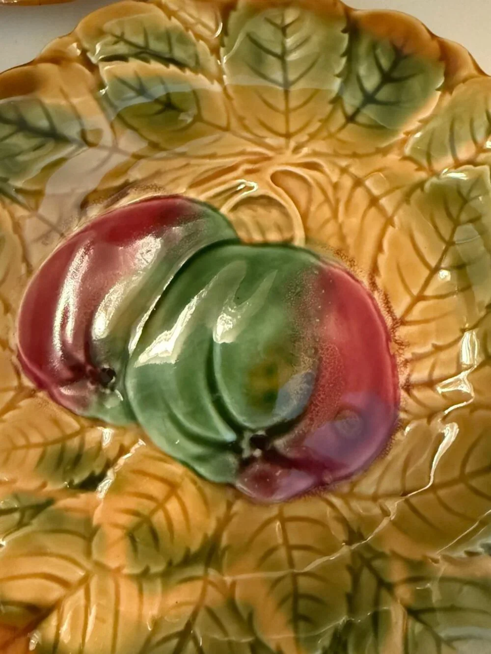 Eight French Vintage Sarreguemines Majorcan Fruit Plates in Pristine Condition
